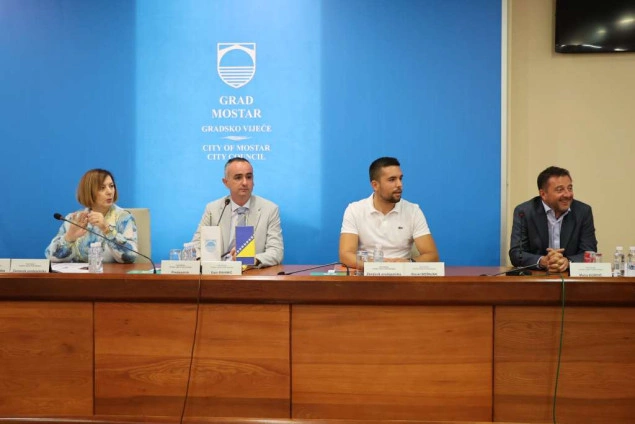 Rahimić i Kordić oprečno o neodržavanju sjednice Gradskog vijeća Mostara Rahimić i Kordić oprečno o neodržavanju sjednice Gradskog vijeća Mostara