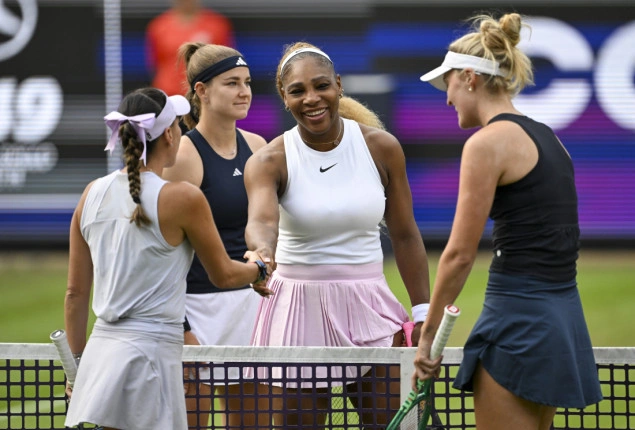 Serena Williams i Karolina Muchova eliminisane u prvom kolu doubla na turniru u Berlinu Serena Williams i Karolina Muchova eliminisane u prvom kolu doubla na turniru u Berlinu