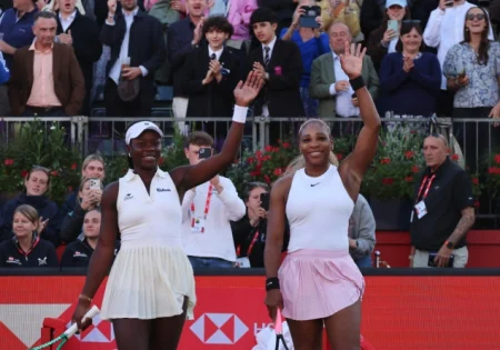 Serena Williams pobijedila u svom prvom meču nakon skoro četiri godine odsustva Serena Williams pobijedila u svom prvom meču nakon skoro četiri godine odsustva