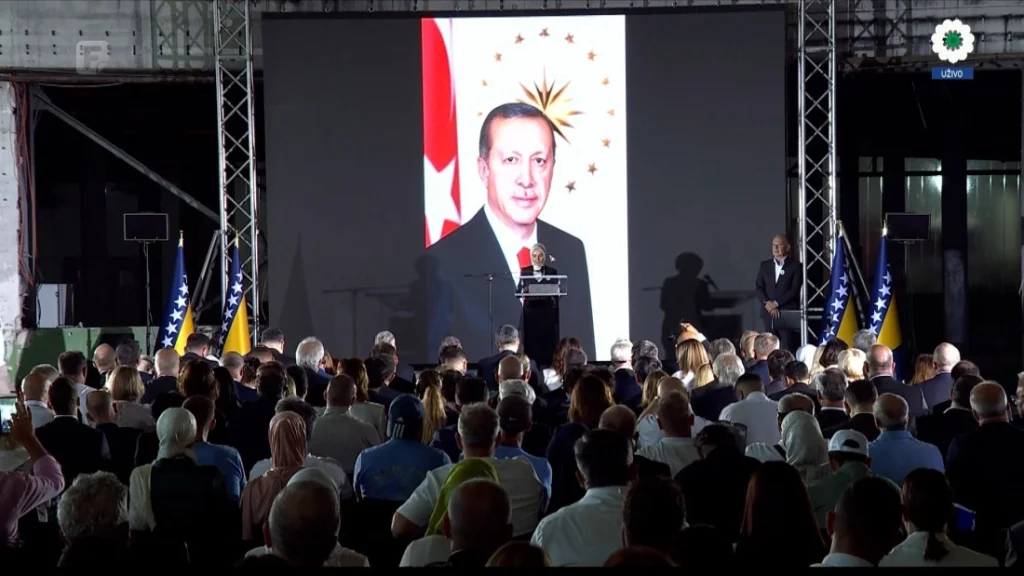 Erdogan: Zaboravljeni genocid se ponavlja, istinu o Srebrenici moramo čuvati