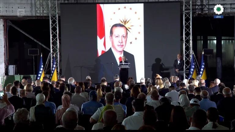 Erdogan: Zaboravljeni genocid se ponavlja, istinu o Srebrenici moramo čuvati
