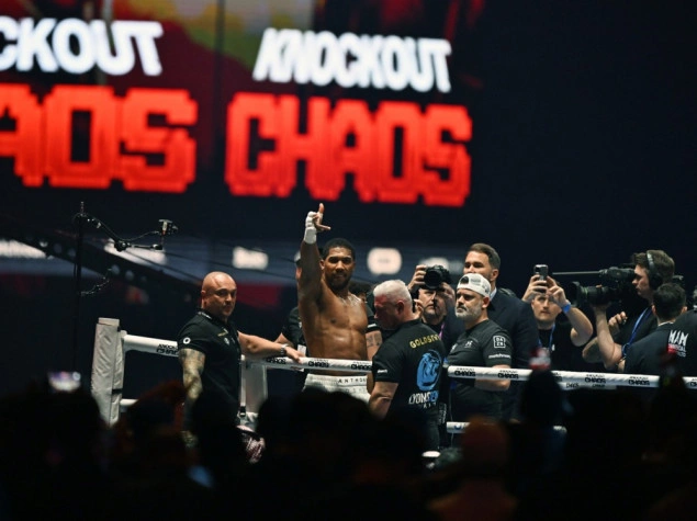 Joshua nokautirao Prengu nakon dva nokdauna u spektakularnom povratku u ring Joshua nokautirao Prengu nakon dva nokdauna u spektakularnom povratku u ring