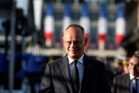 Bivši francuski premijer Édouard Philippe održao veliki predizborni skup u Parizu Bivši francuski premijer Édouard Philippe održao veliki predizborni skup u Parizu