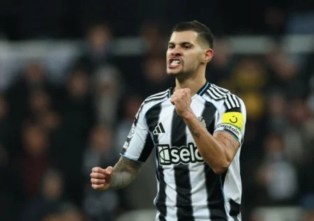 Menadžer Newcastlea: Ne znam hoće li Guimaraes ostati, ali želimo da ostane u Newcastleu Menadžer Newcastlea: Ne znam hoće li Guimaraes ostati, ali želimo da ostane u Newcastleu