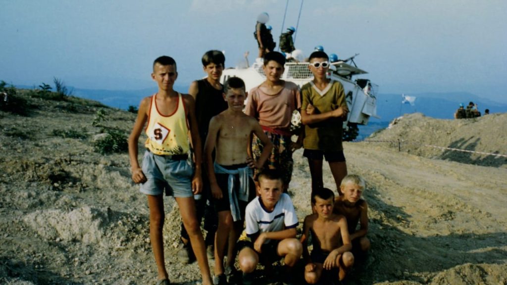 Priča djevojčice koja je preživjela genocid i posljednje porodične fotografije