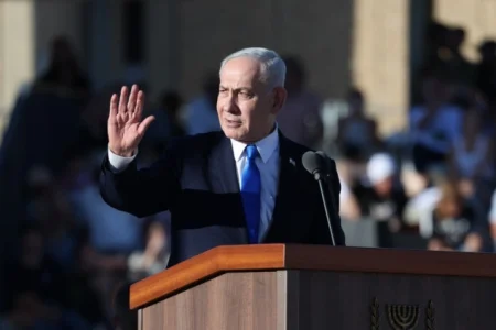 Netanyahu posjetio okupirani jug Libana, rekao da se Izrael još neće povući Netanyahu posjetio okupirani jug Libana, rekao da se Izrael još neće povući