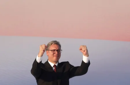 Vučić: Američke tarife na robu iz Srbije od danas nula posto, blizu rješenje za NIS Vučić: Američke tarife na robu iz Srbije od danas nula posto, blizu rješenje za NIS