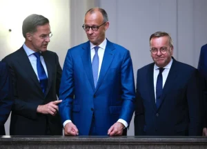 Rutte i Merz: SAD ostaju ključne za podršku Ukrajini i jačanje NATO-a