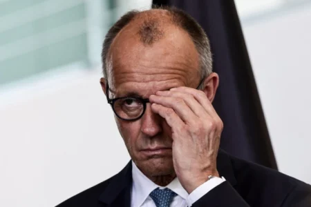 Merz poručio Trumpu: Njemačka spremna preuzeti veću odgovornost za sigurnost Evrope Merz poručio Trumpu: Njemačka spremna preuzeti veću odgovornost za sigurnost Evrope