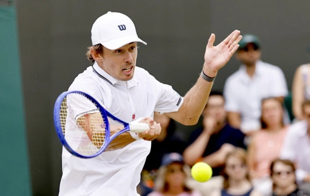 De Minaur i Kostyuk u osmini finala Wimbledona De Minaur i Kostyuk u osmini finala Wimbledona