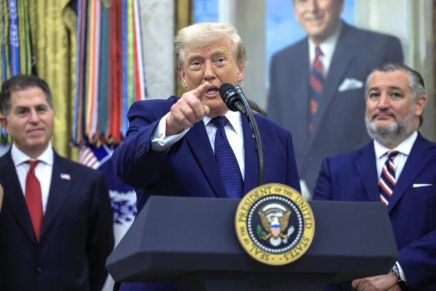 Trump potvrdio da je od šefa FIFA-e tražio da preispita crveni karton američkom napadaču Balogunu Trump potvrdio da je od šefa FIFA-e tražio da preispita crveni karton američkom napadaču Balogunu
