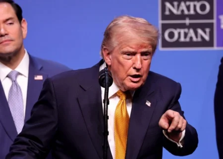 Trump poručio da neće potpisati dvostranački zakon o stanovanju Trump poručio da neće potpisati dvostranački zakon o stanovanju