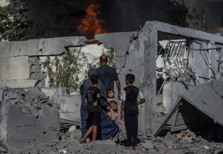 U izraelskim napadima na Gazu u protekla 24 sata poginulo 13 osoba a 18 ranjeno U izraelskim napadima na Gazu u protekla 24 sata poginulo 13 osoba a 18 ranjeno
