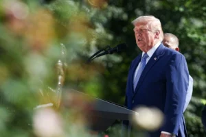 Trump upozorio Kinu i Rusiju da ne isporučuju oružje Iranu, kaže da bi to bilo veoma loše po njih