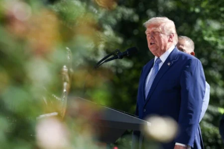 Trump upozorio Kinu i Rusiju da ne isporučuju oružje Iranu, kaže da bi to bilo veoma loše po njih