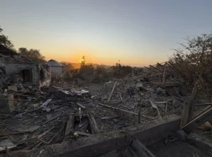 Najmanje 25 povrijeđenih u noćnim napadima dronovima između Ukrajine i Rusije