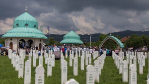 Kolektivna dženaza za pet žrtava zločina u Prijedoru