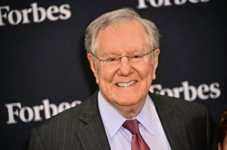Steve Forbes upozorava investitore o sukobu s Iranom: Čuvajte svoje zlato