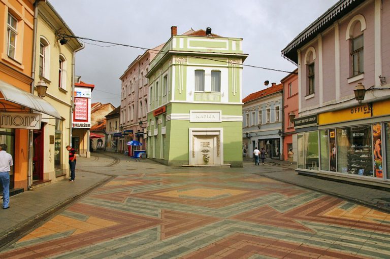 Je li „Naša stranka“ postala servis SDA u policijsko-političkoj kampanji protiv novinara i njegovog advokata!? Je li „Naša stranka“ postala servis SDA u policijsko-političkoj kampanji protiv novinara i njegovog advokata!?