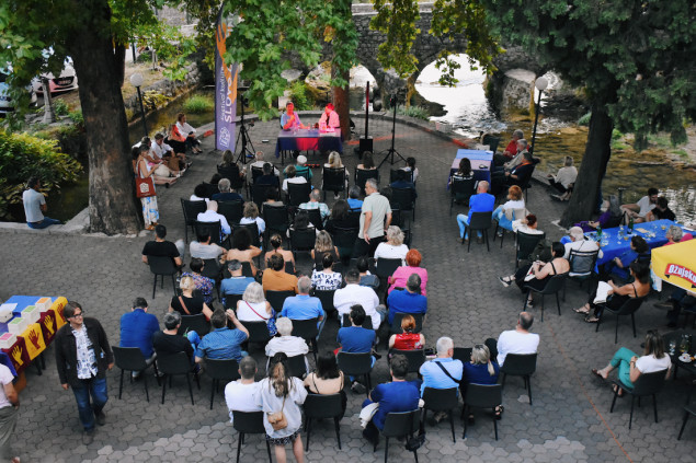 Regionalni književnici i Rambo Amadeus obilježili drugi dan festivala Slovo Gorčina Regionalni književnici i Rambo Amadeus obilježili drugi dan festivala Slovo Gorčina