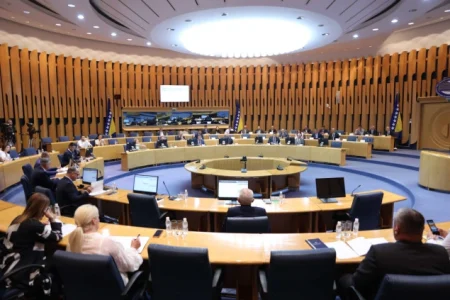 Ministar Bunoza obrazložio Prijedlog zakona o VSTV-u na sjednici Doma naroda PSBiH