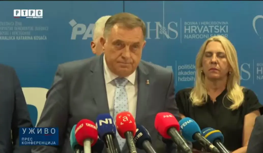 Dodik: Da nije bilo HDZ-a i SNSD-a, Bosna bi davno propala Dodik: Da nije bilo HDZ-a i SNSD-a, Bosna bi davno propala