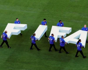 Niko ne prodaje nogomet: FIFA nastavlja plan o privatnim ulaganjima uprkos prijetnji UEFA-e bojkotom