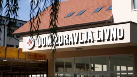U ponedjeljak u 8 sati doktori u Kantonu 10 predaju kolektivne otkaze U ponedjeljak u 8 sati doktori u Kantonu 10 predaju kolektivne otkaze