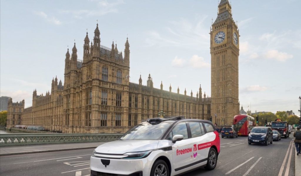 Kineski robotaksiji testiraju se na ulicama Londona, vožnje s putnicima od 2027.
