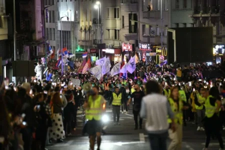 CRTA odgovorila Vučiću: Da anketa nije tačna, izbori bi odavno bili raspisani