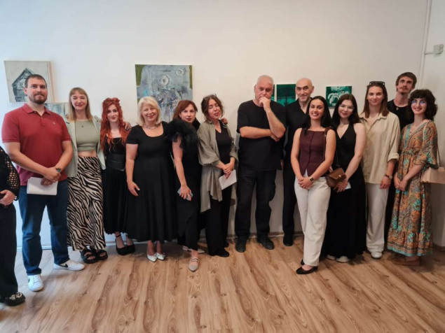 U Zagrebu otvorena izložba Stećci 16/26 – Stećci inspiracija mladim umjetnicima