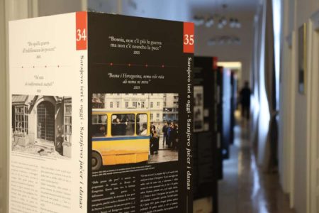 Franco Giuliano 30 godina kasnije šalje poruku mira,pisma djece Sarajeva postala izložbeni artefakti Franco Giuliano 30 godina kasnije šalje poruku mira,pisma djece Sarajeva postala izložbeni artefakti