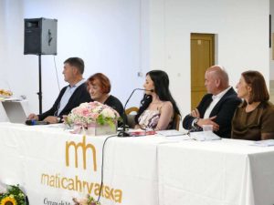 U Kupresu predstavljena zbirka poezije Bijeg mlade autorice Lucije Patrun