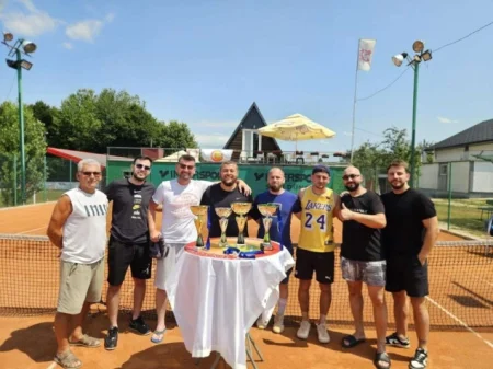Međunarodni turnir Podzvizd Open okupio tenisere iz BiH i inostranstva Međunarodni turnir Podzvizd Open okupio tenisere iz BiH i inostranstva