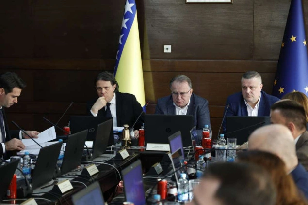 Hitna sjednica Vlade Federacije BiH – 50 miliona KM općinama i gradovima
