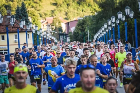Grad na Drini večeras domaćin Međunarodne trke prijateljstva Goražde 5K Grad na Drini večeras domaćin Međunarodne trke prijateljstva Goražde 5K