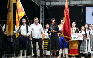 Buhač otvorila središnju proslavu Međunarodnih večeri folklora u Vionici