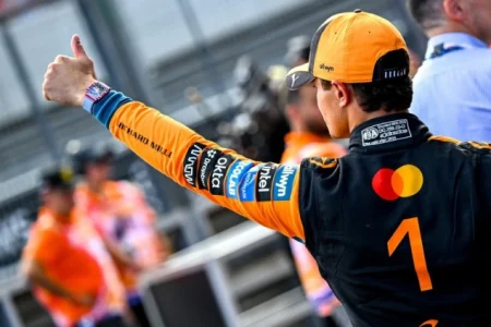 Norris drugu godinu zaredom pobjednik trke F1 za Veliku nagradu Mađarske Norris drugu godinu zaredom pobjednik trke F1 za Veliku nagradu Mađarske