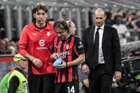 Luka Modrić ostaje u AC Milanu još jednu sezonu Luka Modrić ostaje u AC Milanu još jednu sezonu