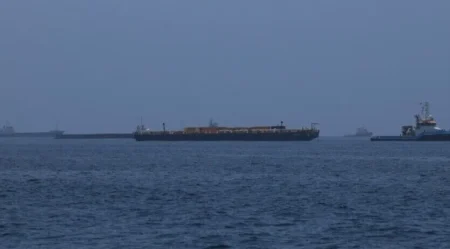 Iran postavio ultimatum za Hormuz: Traži kontrolu nad plovnim putevima ili tjesnac ostaje zatvoren