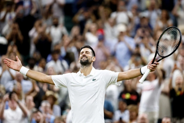 Novak Đoković u polufinalu Wimbledona Novak Đoković u polufinalu Wimbledona