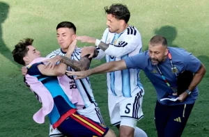 Gavi: Paredes ne bi trebalo da bude suspendovan