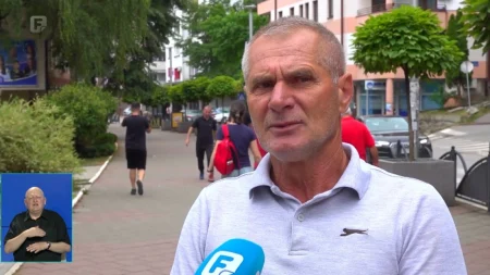 Povratnici u Zvorniku uznemireni nakon policijske akcije i oduzimanja zastava Povratnici u Zvorniku uznemireni nakon policijske akcije i oduzimanja zastava