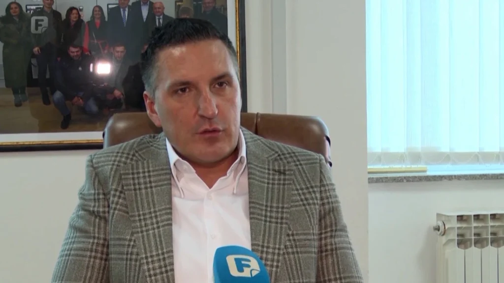 Racija na Palama samo povod? Analitičari o sukobu Eleka i ljudi bliskih Dodiku