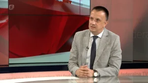 Radnici strahuju za posao, Lakić poručuje: Borba za Željezaru nije završena