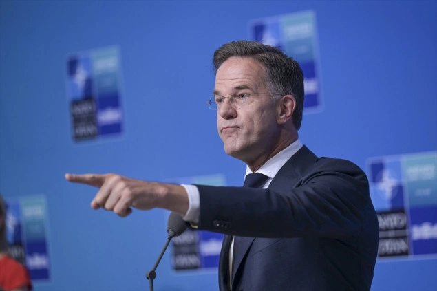 Lideri NATO-a u završnici samita: Arktik, odbrambena potrošnja i Ukrajina u središtu razgovora Lideri NATO-a u završnici samita: Arktik, odbrambena potrošnja i Ukrajina u središtu razgovora