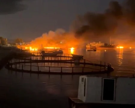 SAD pokrenule nove zračne udare na Iran, Teheran uzvratio napadima na Bahrein, Kuvajt i Katar SAD pokrenule nove zračne udare na Iran, Teheran uzvratio napadima na Bahrein, Kuvajt i Katar