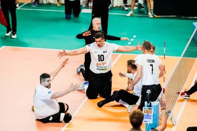 Reprezentacija BiH plasirala se u polufinale Svjetskog prvenstva u sjedećoj odbojci Reprezentacija BiH plasirala se u polufinale Svjetskog prvenstva u sjedećoj odbojci