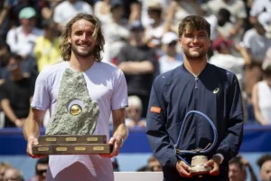Stefanos Tsitsipas osvojio titulu u Gstaadu, prvu nakon godinu i po dana