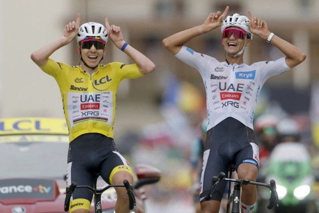 Pogačar na korak od pete titule na Tour de France, Carapaz pobjednik 20. etape Pogačar na korak od pete titule na Tour de France, Carapaz pobjednik 20. etape
